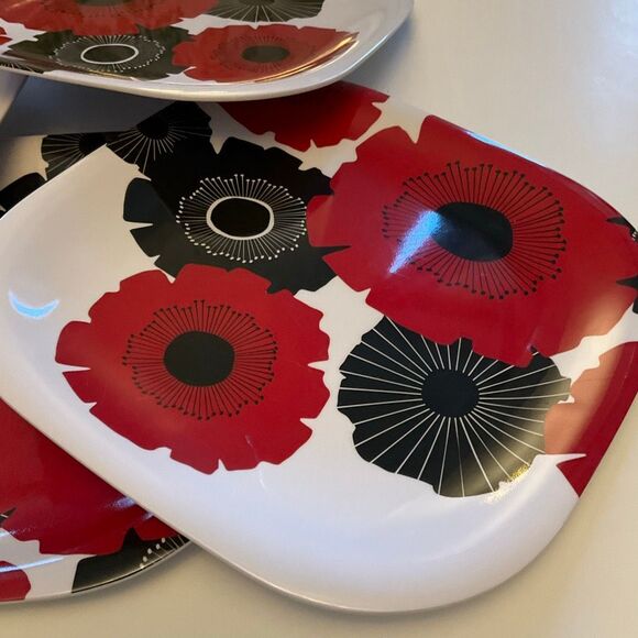Marimekko for Target Kukkatori Square Melamine Plates, set of 4 - Picture 7 of 9